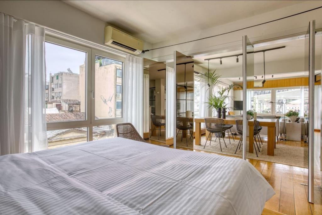 Апартаменты Sunny Luxury Loft,Stunning Acropolis View, Jacuzzi Афины Экстерьер фото