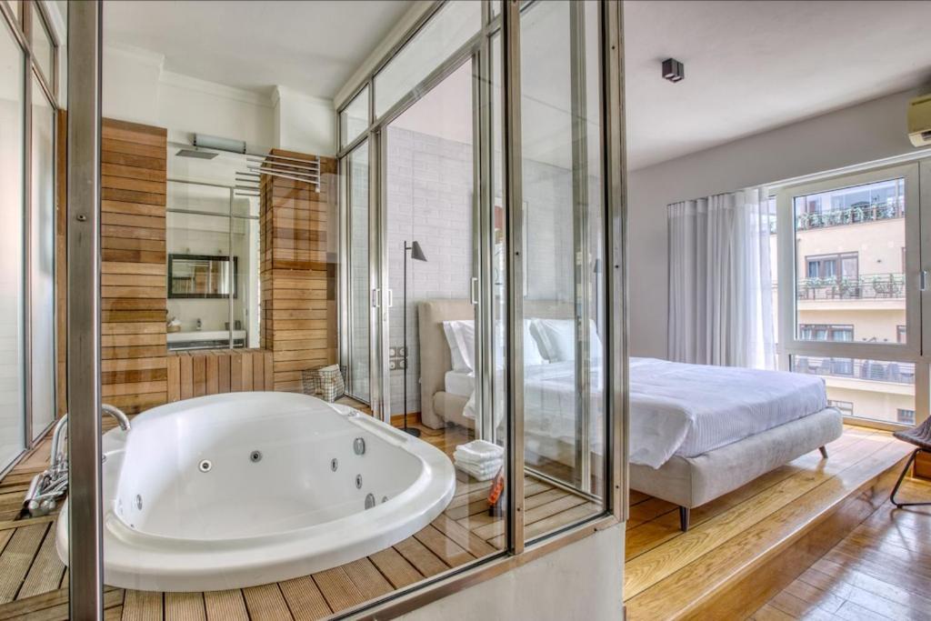 Апартаменты Sunny Luxury Loft,Stunning Acropolis View, Jacuzzi Афины Экстерьер фото